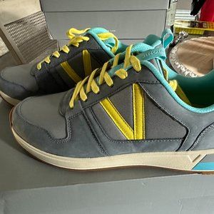 Vionic Rechelle Tennis Shoes